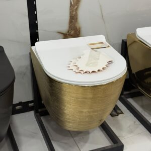אסלה תלויה מעוצבת בגימור זהב מוברש